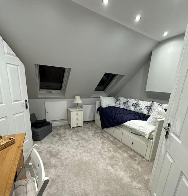 Villa Adam'S Place, Watford Wd17 2Py Exterior foto