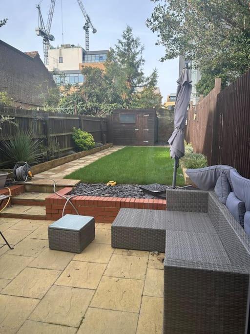 Villa Adam'S Place, Watford Wd17 2Py Exterior foto